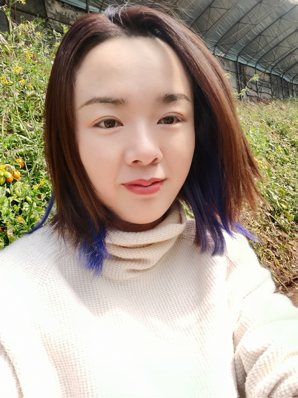 欣欣向荣的第一张照片--呼和浩特中老年相亲网